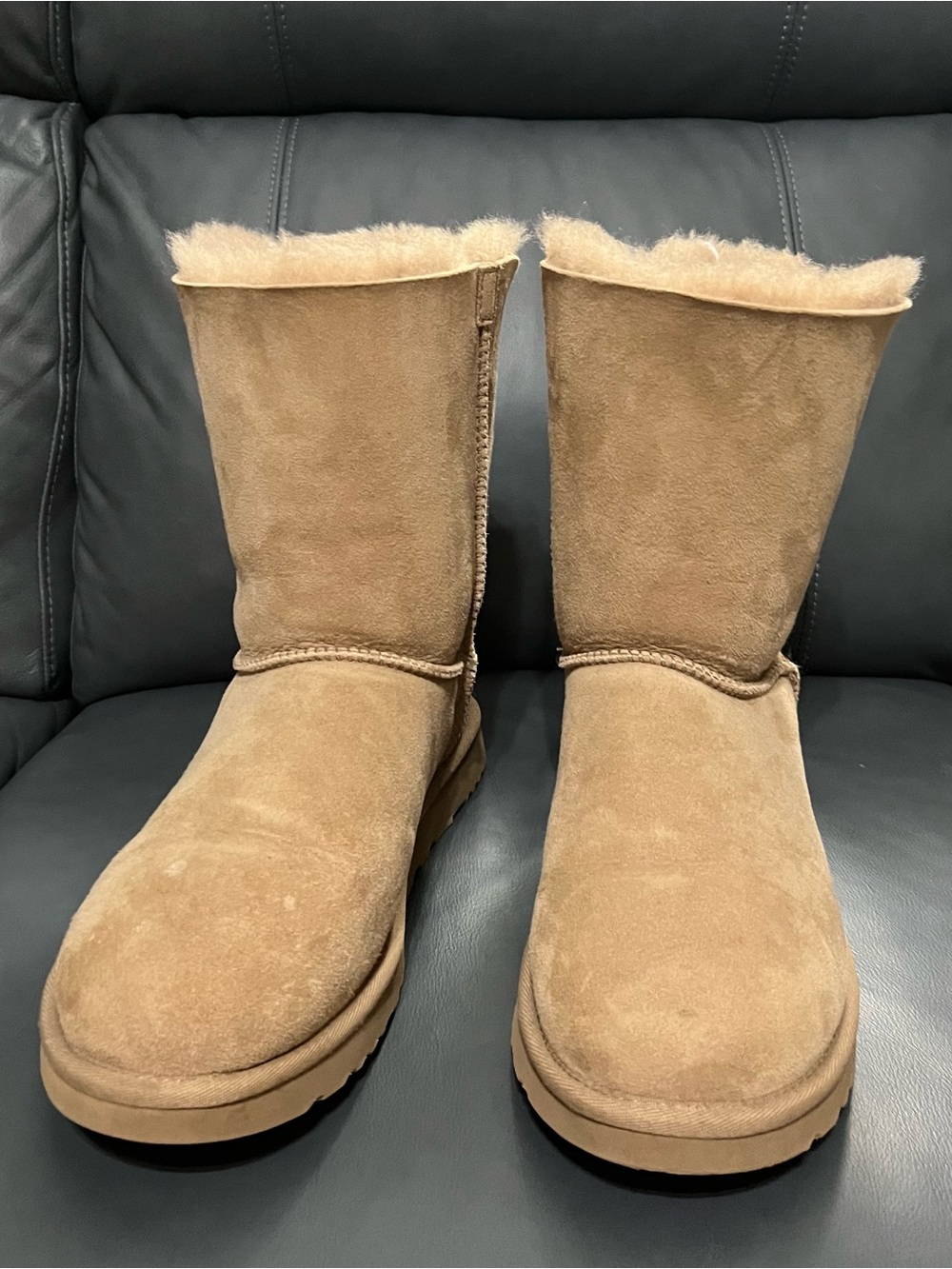 UGG Women's Bailey Bow Short Suede Boots in Chestnut